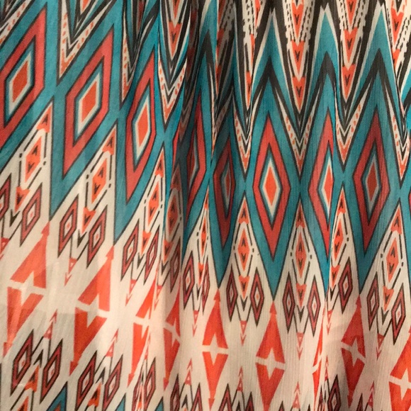 Ambiance Geometric Tribal Multi-colored tank top - Picture 6 of 6